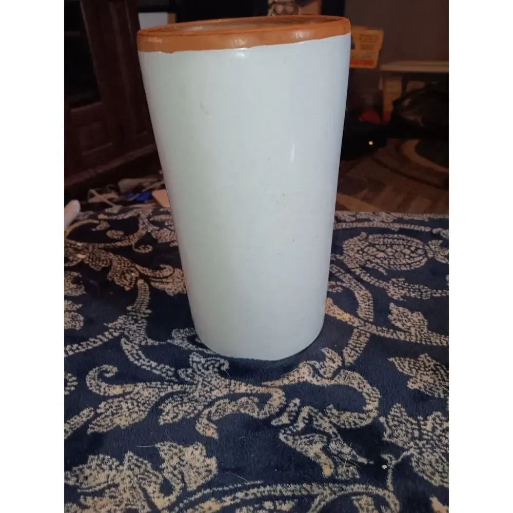 Vintage Pier 1 Utensil Holder Or Wine Cooler Ceramic Piece. Used Good Condition